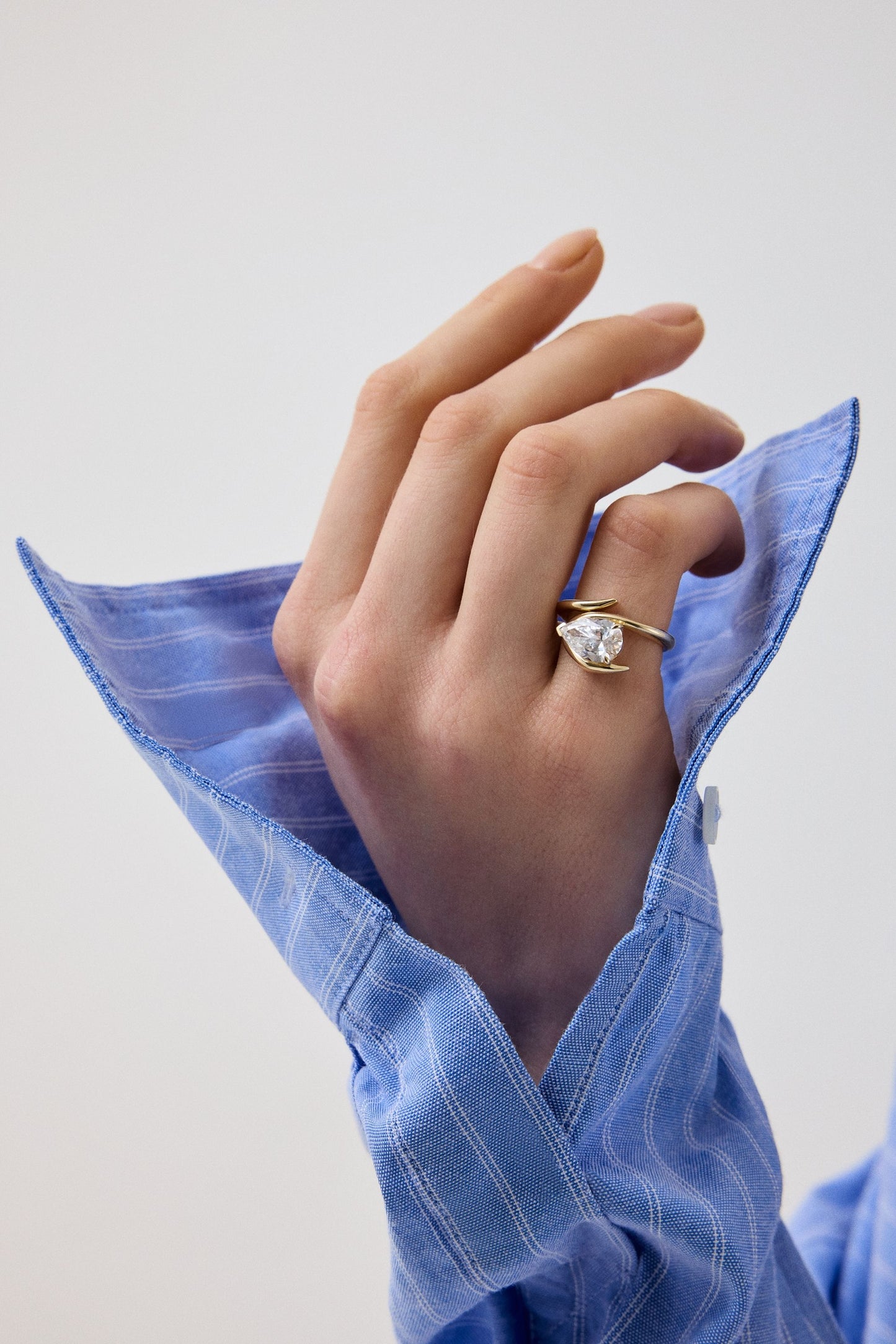 Coil Ring with 2ct Pear Diamond (Lab Grown)