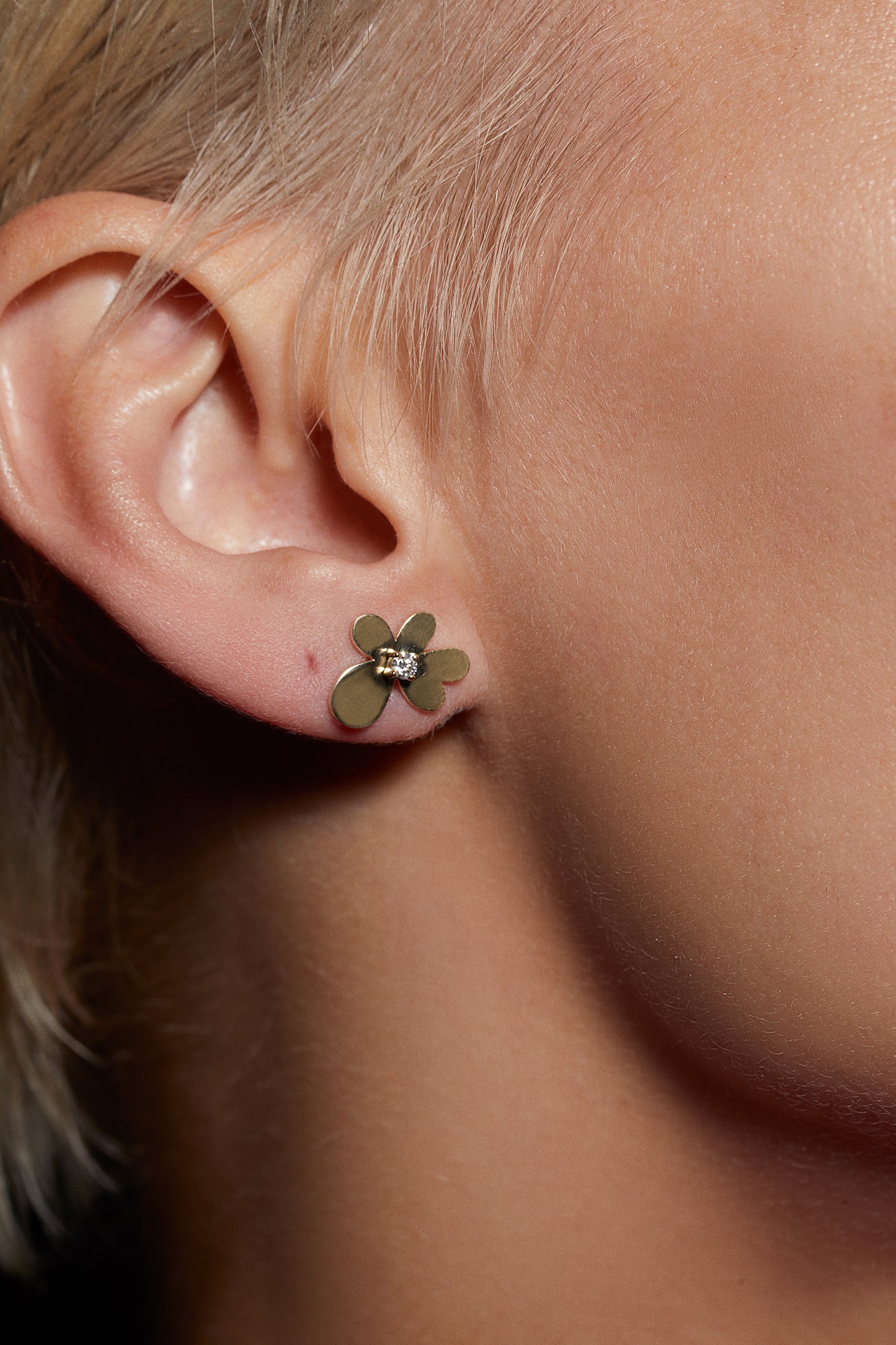 Diamond Flower Stud in 2 Pieces