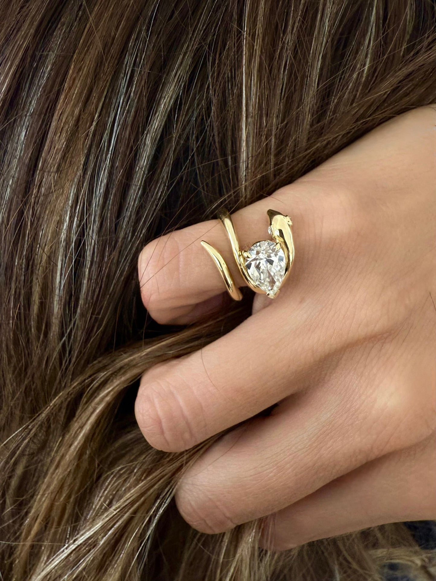 Snake Ring with 2ct Pear Diamond (Natural)